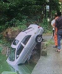 ��������ʾ��ת�������ת���ӾͿ����˺ӣ����ε�С��˵���ͷ�