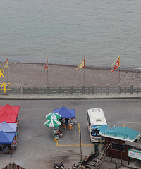 ����Զ�ľ��롿 ̨�ݵĺ��ϲ�������