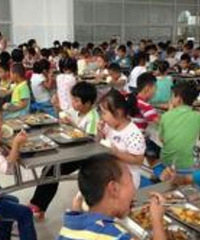 ѧУʳ�õķ���̫�ѳԣ��ø�����׼��ʲô�أ�