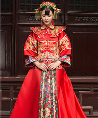 ����� ����