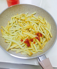 �Ա�KFC����ͬ��  �� �� ����ը