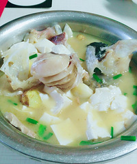 ��ͷ���ն���  Ϊ�����ղ����̰�ɫ