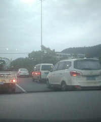 ��Ϫ104������ͣ�ų���û�˹�