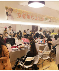 【台州奥特莱斯穿着婚纱去秋游】+谁抢走了我老婆的吻