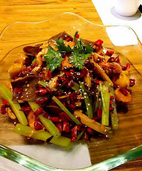 һ�Ҳ��������ֲ���  ��Ҳ����С��