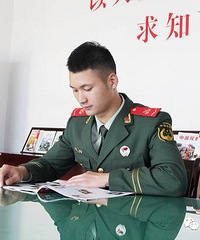 6�̨꣬����λ����Ա�����ϰ��ˣ�