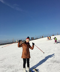 滑雪温泉古镇 一路“嗨”