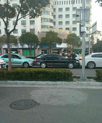 ���۸��᡿����ײ