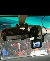 ���Ͽ���һ��ͼƬ ���˿������ÿ����ں��Ӿ�����