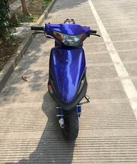 ����100