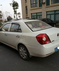 ��ɫ��ճ�����