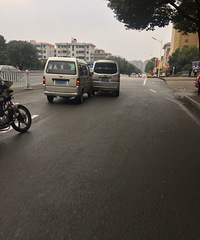 ����ײ����