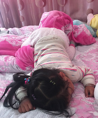 ��С���˯��