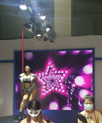 ���۸��᡿ȥ����չĿ����Ϊ�˿���Ů���ǳ���