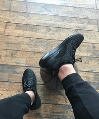 ���۸��᡿�����м�˫Ь��