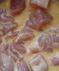 水晶菠萝咕咾肉