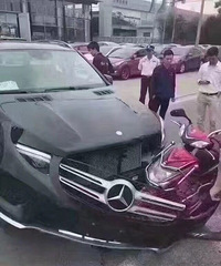 �⳵������ƿ�����Í��뱼��С�γ���ǰ���ո�����