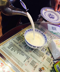 �Ի���̨�� ר��ţ�̵���Ʒ