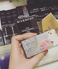 С����ȥ������ۣ���ֱ�ж�����Ǯ����ͣ������~