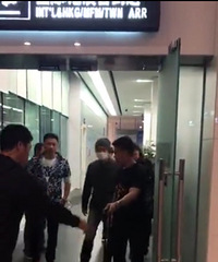 ��ѧ�ѵ�̨������