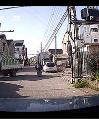 �������������ˣ���ͣ����·�м�һ������