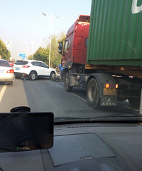 �����ϡ��ҳ�����ǰ��ʱɲס�ˣ�Ħ�г�������������