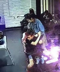 ���������ֱ�Ť��Ů��ѧ������4��Ůͯ����