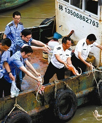 ����Υ�������