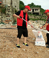 ����������28����Լ700�����ң�����26��