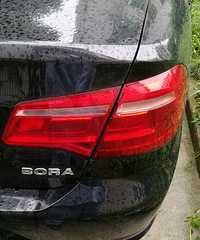 ���ڱ���������©ˮ