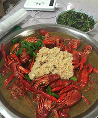 龙虾大餐
