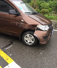 �����ϡ�����һ�̣�ֱ�б�ײ�����ģ�·�ڼ���Ҫ����