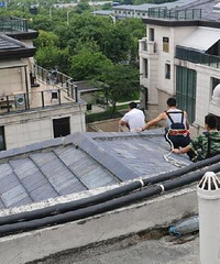 男子炒股亏3000万:站楼顶喝茅台 让妻再打5000万