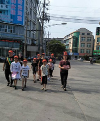 ������·ͯ�У�Ȱ�����˲�����ơ��߰�����