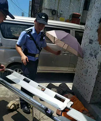 ���Ŷ�������ͷ���ɾ���Ϊ������һƬ����