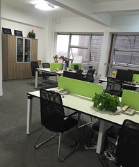 ���ְ칫����ʣһ�ţ�95���£�����