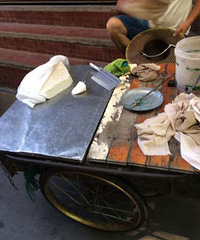 ���۸��᡿�����ζ�������Ǳ߽�ʲô��