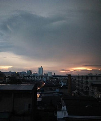 暴雨后的天空