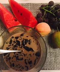 �۰�����Ϧ�����̰���һ��Ů�������Ҹ�