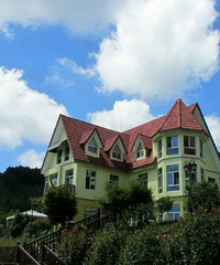 ��ԡ����ɽ�е�ͯ������