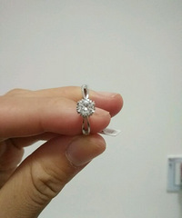 这颗钻戒怎么样 50分的