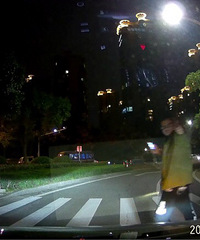 �����ϡ��°�·���������ˣ��ջ��Ĵָ