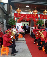 ���μ��˸����񡿵�һ�βμӻ����̻���