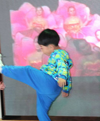 ��������������̨