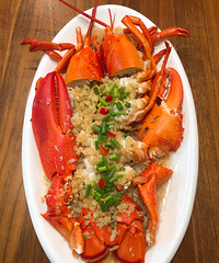 ��������˹����Ϻ���������㡢��������˹��з����Ѫ��