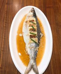 ��������˹����Ϻ���������㡢��������˹��з����Ѫ��