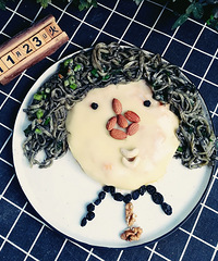 �ж��� ����һ���̾���������