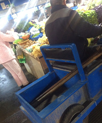 �����ϡ����γ�������ֳ���ײ��Ƹߴ���