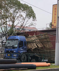 �����ϡ�������ţ�������ڽ��е����Ž��ּ�ײɢ���ˣ�