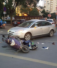 �綯������ײ��